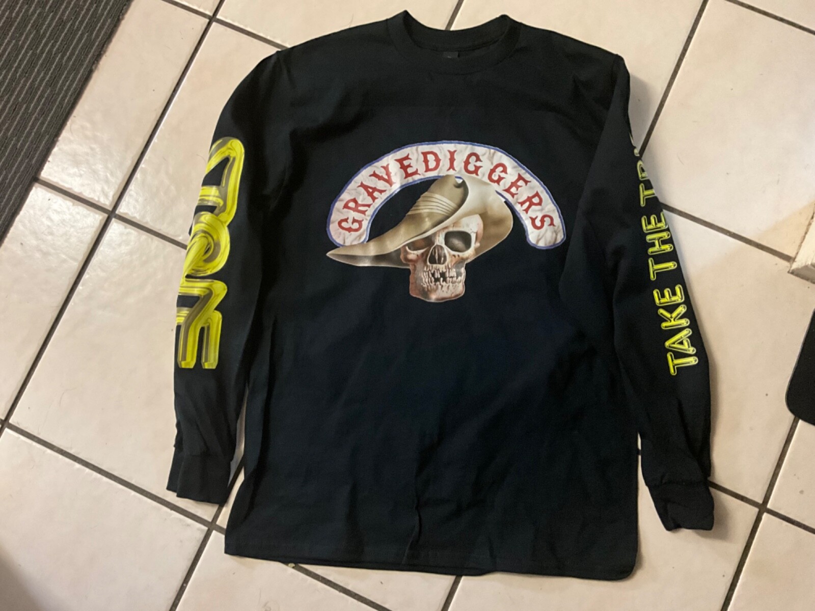 Picture 1 of 6