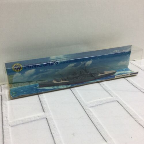 Minic Ships de Hornby M745 km Scharnhorst escala 1:1200 barco de combate diecast - Imagen 2 de 10
