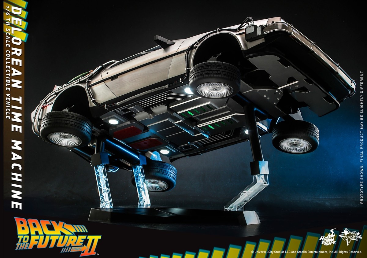 Hot Toys Back to the Future II DELOREAN TIME MACHINE 1/6 Figure