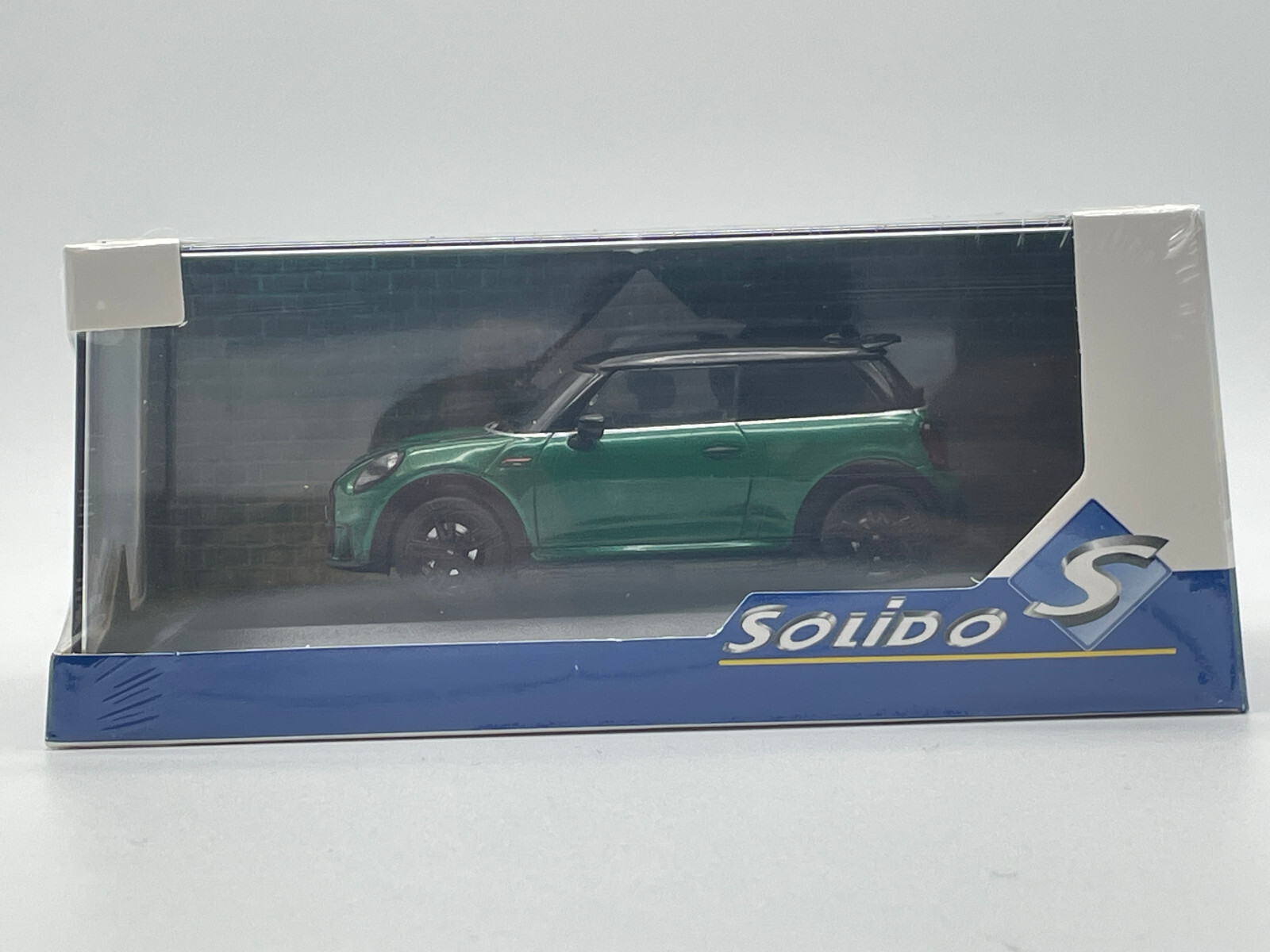 Mini Cooper JCW F56 2023 Solido 1/43 voiture miniature de collection en métal noir et rouge