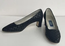 Selby Comfort Flex Black Suede Pumps Heels Slip On Shoes 7 Geometric Pattern