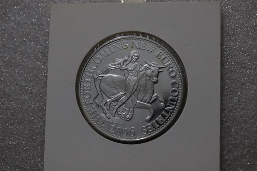 🧭 MALTA WITH COIN INSERT MEDAL 2006 40mm B49 #20 - Picture 2 of 2