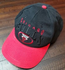 Vintage Drew Pearson Company Chicago Bulls 90s Adjustable Hat Black