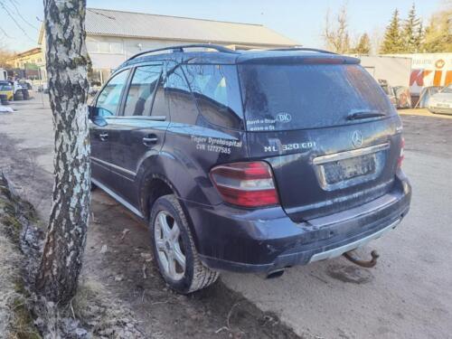 Mercedes-Benz ML-CLASS 2007 Autoradio A1648208289, mf2710 #1393639-02 - Bild 8 von 9