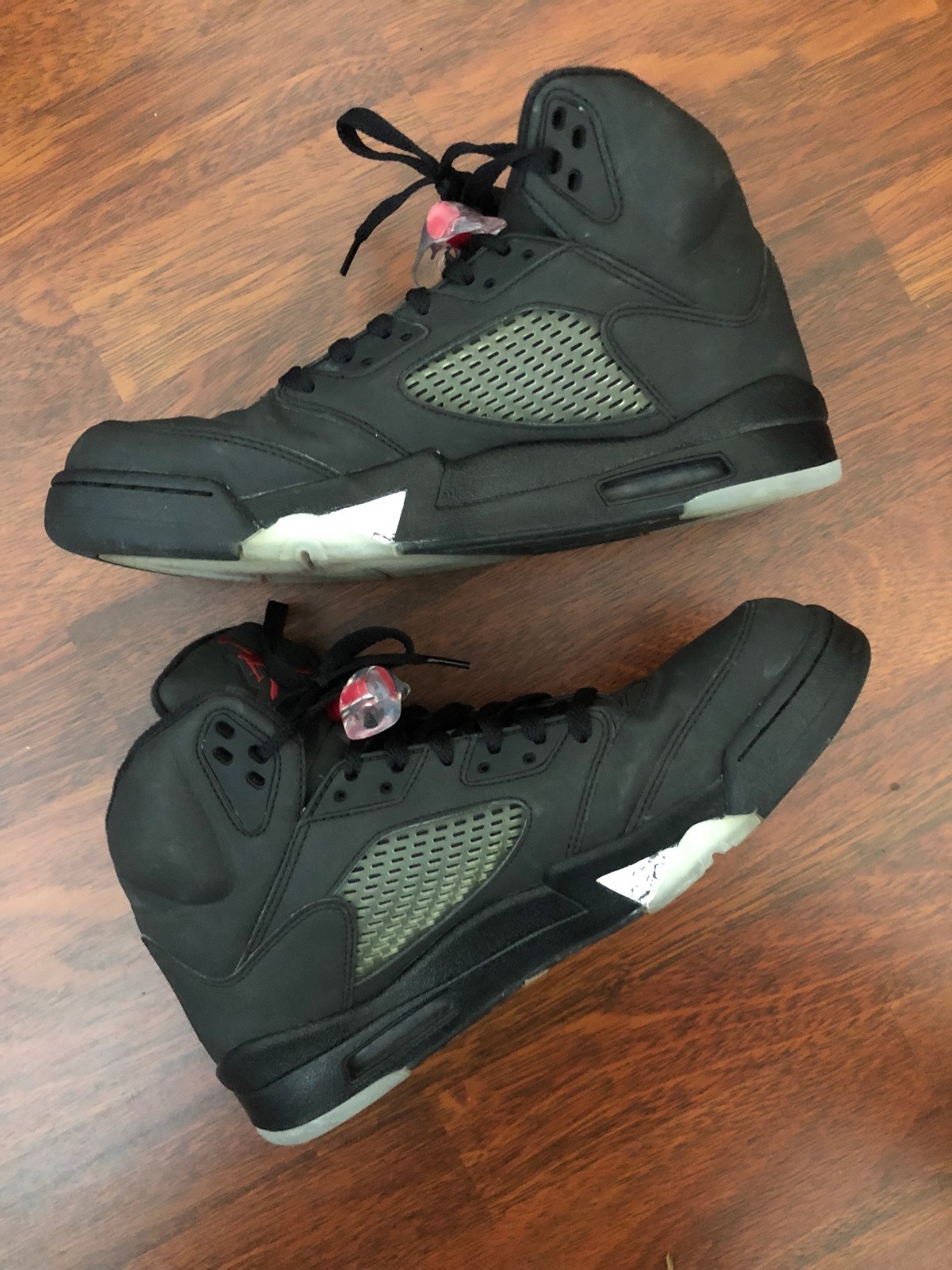 Nike air jordan retro 5 nero 3m, toro scatenato dmp pack Uomo taglia 10 136027-061 Nike air jordan retro 5 nero 3m, toro scatenato dmp pack Uomo taglia 10 136027-061