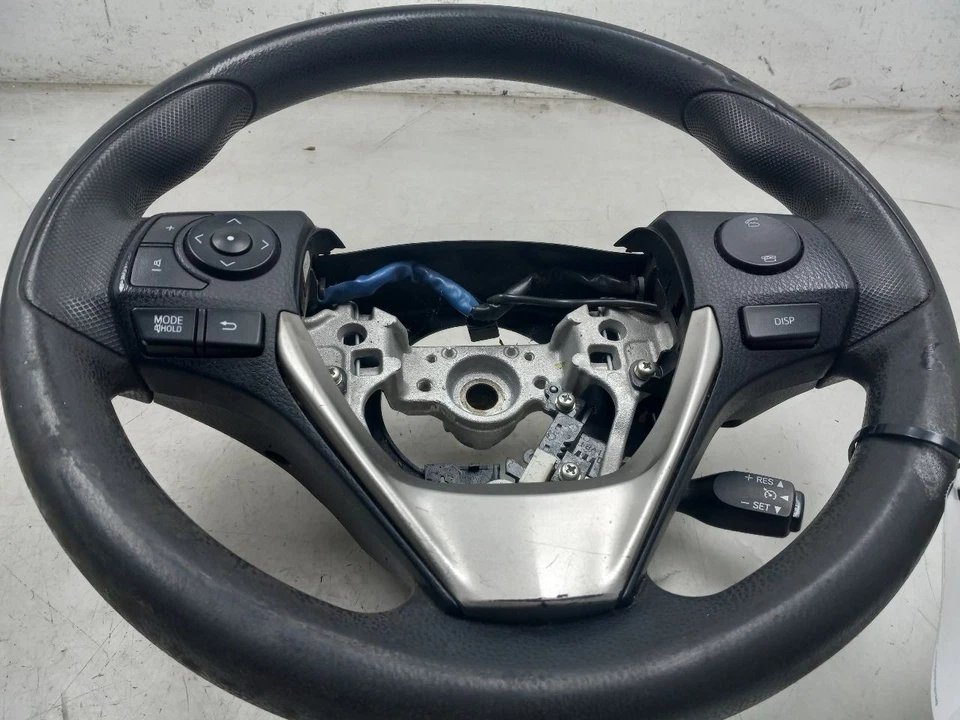 Toyota RAV4 XLE 2013 volante  Foto 4 de 4