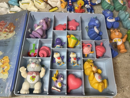 Huge Lot VTG 1980s Kenner Care Bears Figures Care-A-Lot Rainbow Roller Case - Picture 5 of 12