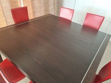 table salle à manger carrée en chêne teinté wengé