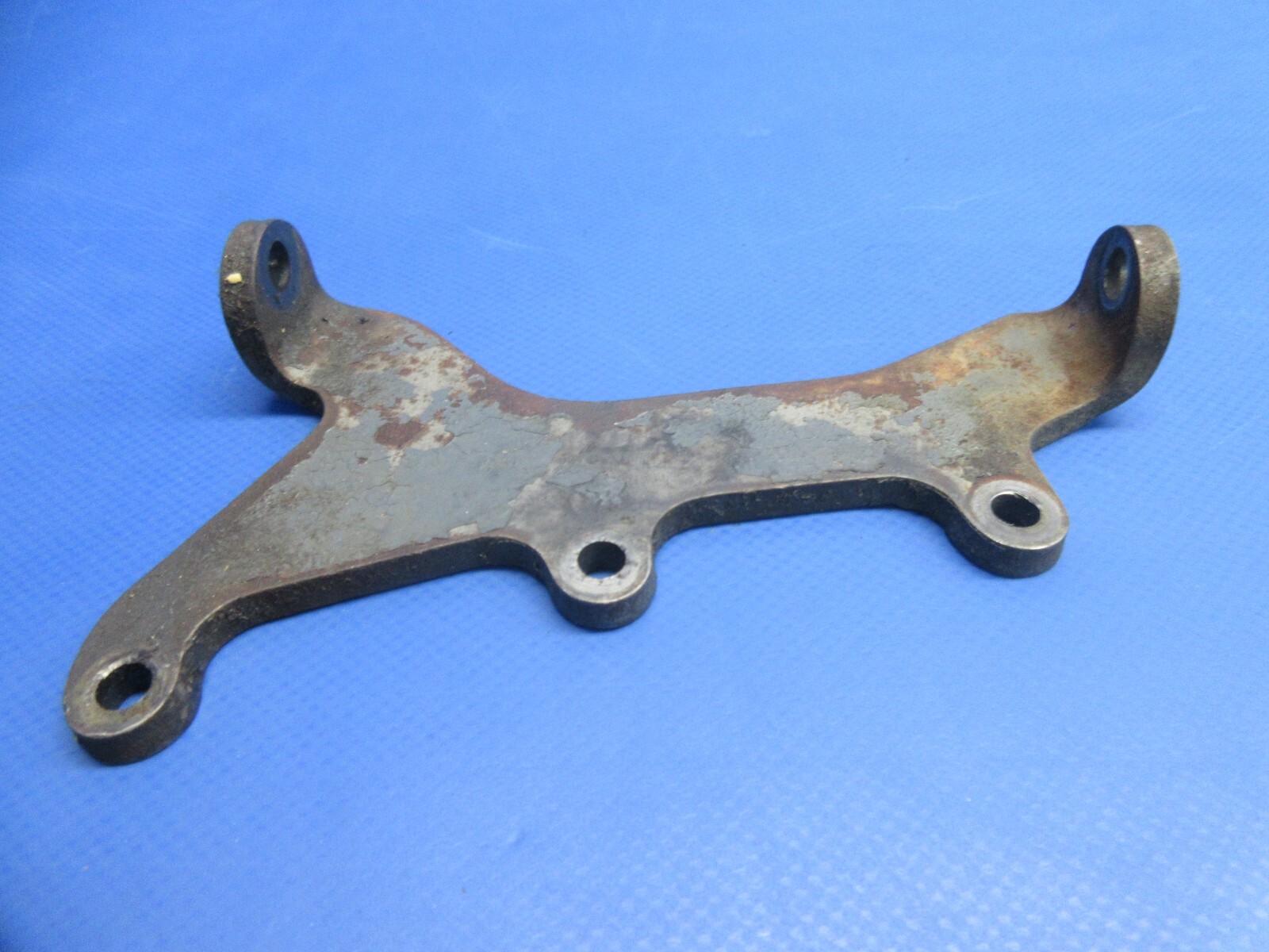 Champion 7ECA Citabria Generator Bracket P/N 69452 0824-796