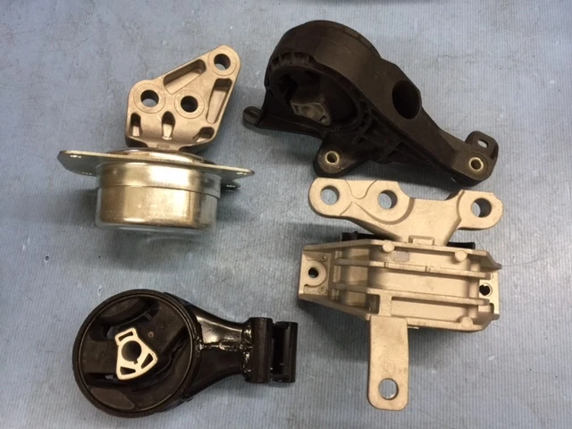 Motor Mount & Trans Mount Set 4PCS for 2013-2019 Cadillac XTS 3.6L Auto FWD - Image 3 of 4