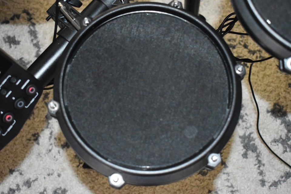 Alesis Turbo 7Piece Electronic Drum Kit with Mesh Heads Complete kit