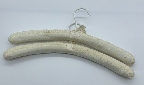 Pair of Ivory Eyelet Fabric Covered Hangers Plastic Coated Hooks - Picture 2 of 2