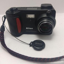 Nikon COOLPIX 800 Compact Digital Camera Tested Vintage Model
