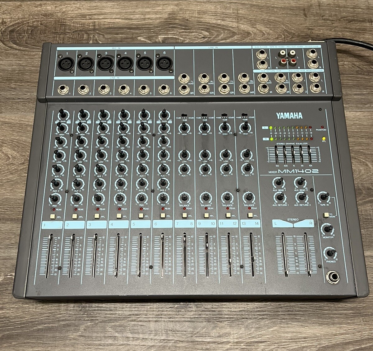 配信機器・PA機器・レコーディング機器 YAMAHA MM1402 YAMAHA MM1402