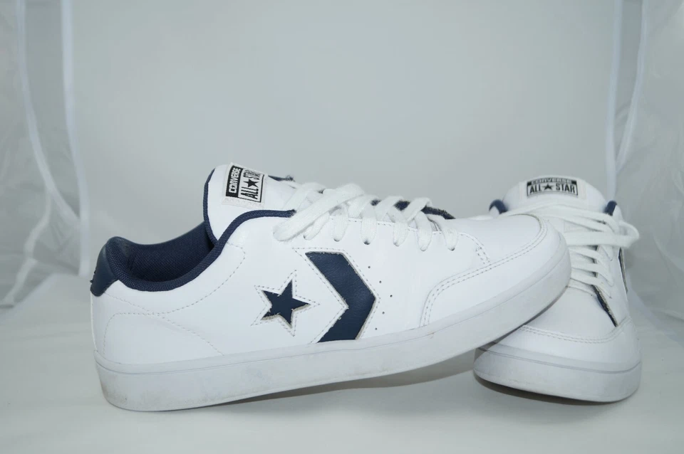 Converse STAR COURT EU 41 US 8 Weiss Low Tops 159804C Turnschuhe - Bild 1 von 4