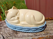 Vintage AVON Cozy Kitty Lint Brush Ivory Cat In A Blue Weaved Basket 1970s