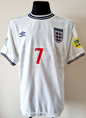 England 1999 - 2001 Home football Umbro shirt #7 Beckham