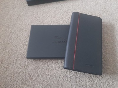 TOLLES GESCHENK NEU ORIGINAL JAGUAR E F-TYPE LEDER GELDBÖRSE FÜR KARTEN NOTIZEN REISSVERSCHLUSS SCHLITZ