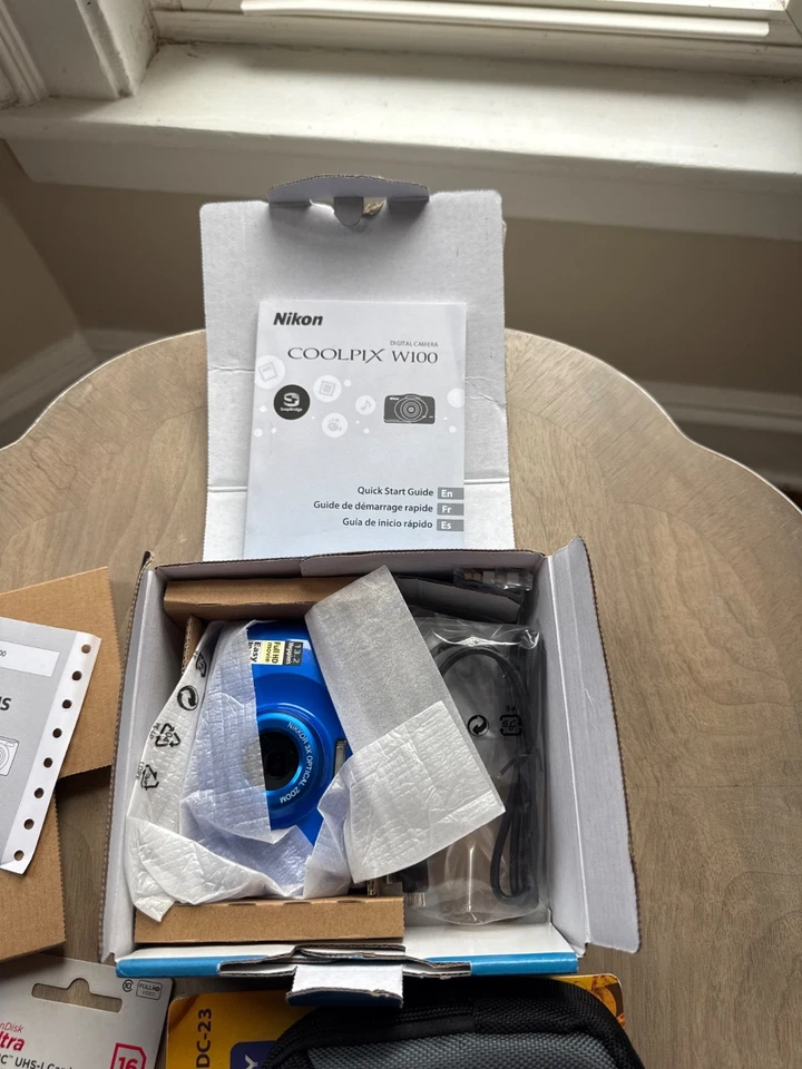 Nikon Coolpix W100 Digital Camera (blue) - Image 2 of 2