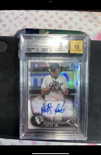 FERNANDO TATIS JR. 2016 BOWMAN CHROME 1ST REFRACTOR AUTO /499 BGS 9