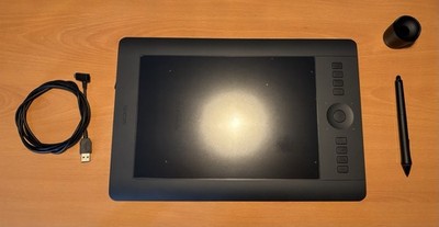 WACOM Intuos Pro medium PTH-651 in OVP 