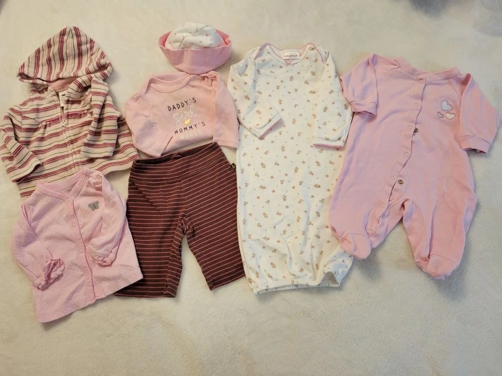 Baby Girl Clothing Bundle 0-3M Carter's Old Navy Baby Gap 7pc Set