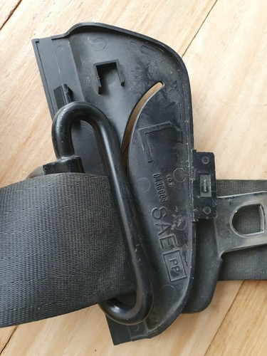 Toyota Supra Left Rear Seatbelt JZA80 1993-1998 Genuine Oem Toyota Used - Picture 3 of 5