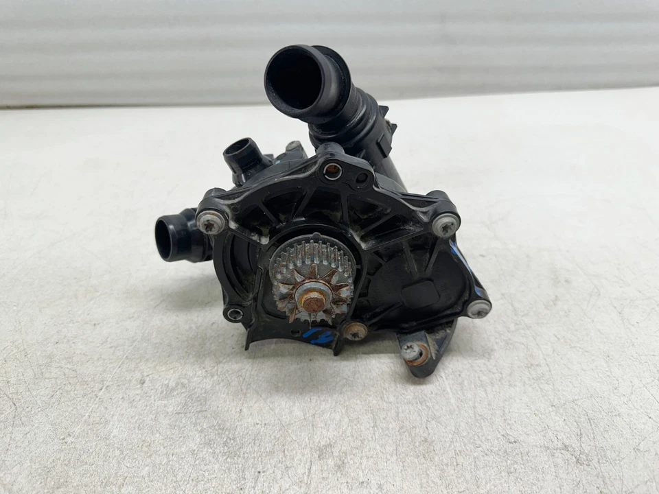 H408167 2014-2016 Volkswagen Beetle BOMBA DE AGUA 06K121111M OEM Foto 4 de 4