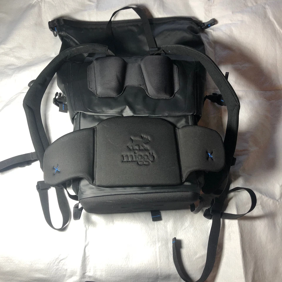 Miggo Agua Stormproof Backpack BB Camera Bag 15.4" Laptop Tablet Black - Image 3 of 4