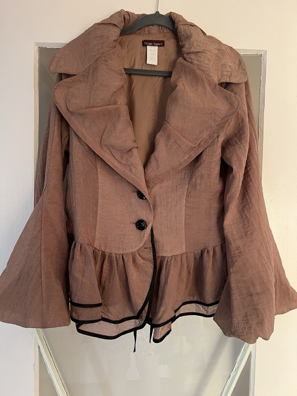 Design Today’s Beige Collared Jacket Formal Large New Without Tags