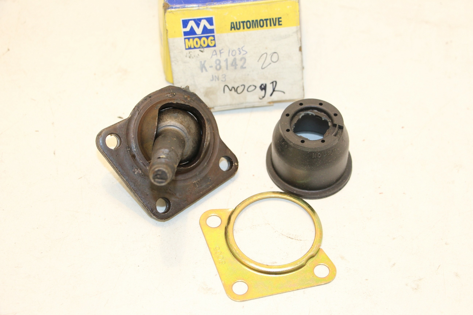 Rotule suspension Ford Mustang pour supprimer le jeu de direction du train avant