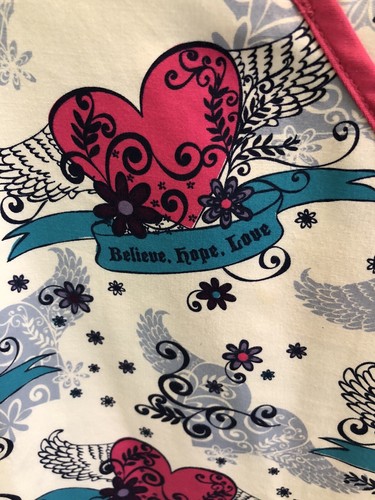 womens scrub top med - Picture 2 of 3