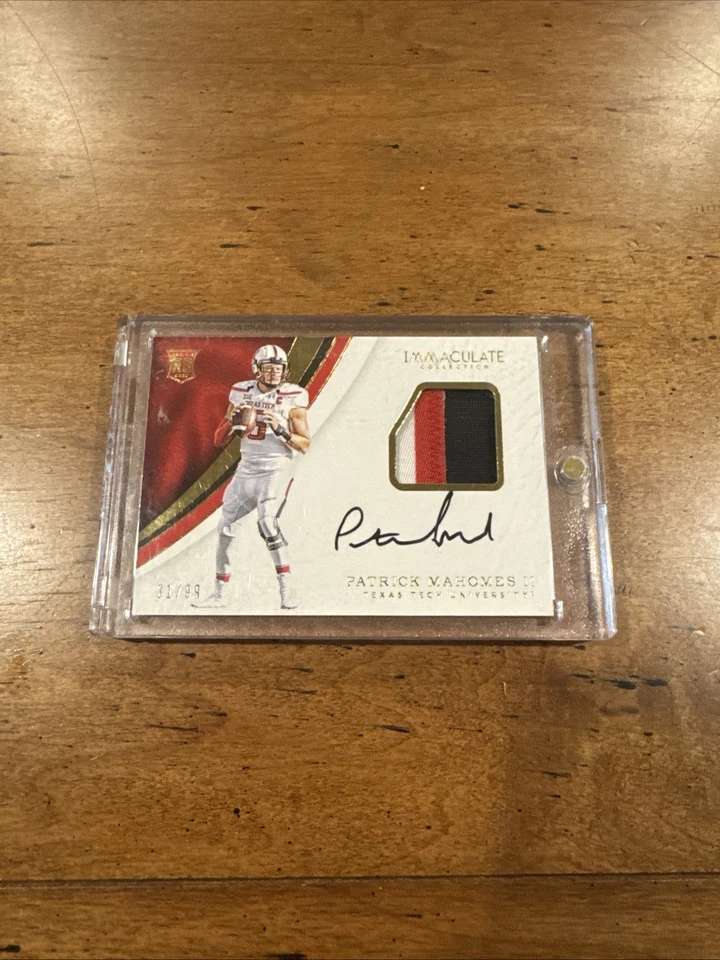 2017 Immaculate Collection Collegiate Patrick Mahomes Rookie Patch Auto 31/99 - Image 2 of 4