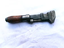 VINTAGE P. S. & W. CO. MONKEY WRENCH - 6 3/4" LONG - CLEVELAND OHIO