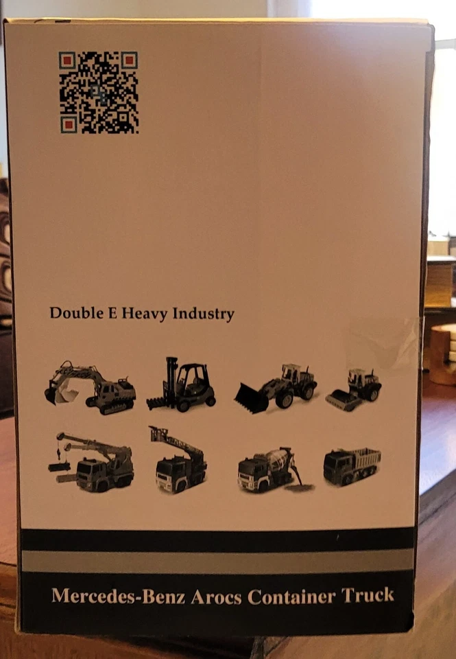 Double E Radio Controlled  Mercedes-Benz  Arocs Container Truck - Image 3 of 4