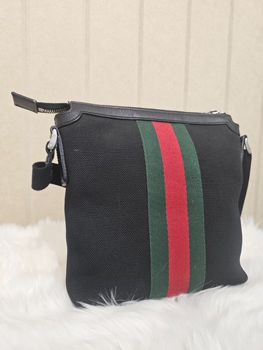 Gucci Web Messenger Bag Techno Canvas - Picture 4 of 13