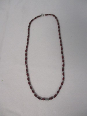 PRETTY BURGUNDY DEEP RED GLASS BEAD SILVER