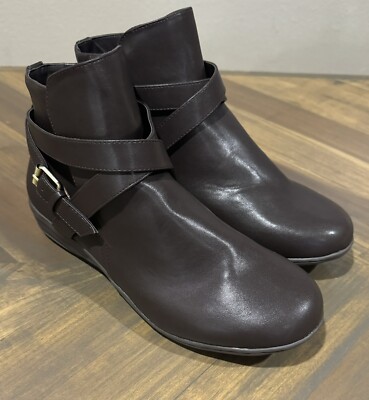 Comfortview Women's Bronte 14593 Brown Round Toe Zipper Ankle Booties Sz 11 WW