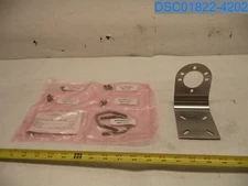 Microchip: 093-00001-01, GPS/Volute Antenna Cable Bracket Kit