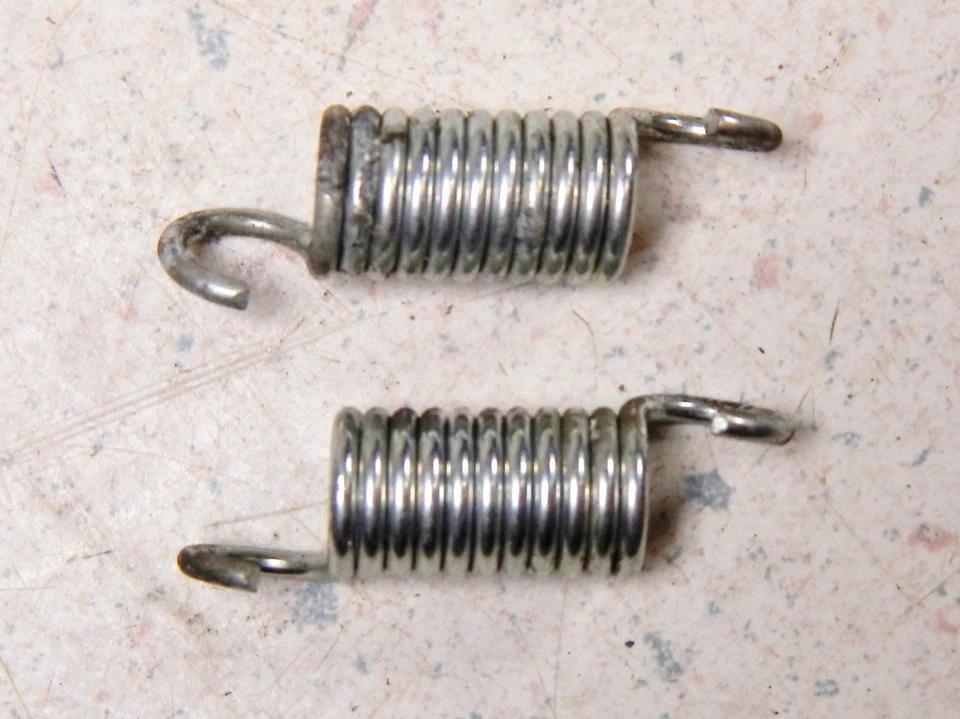 63-66 HONDA C200 巡回赛 90 #3 前刹车垫/鞋弹簧 — 第 3/3 张图片