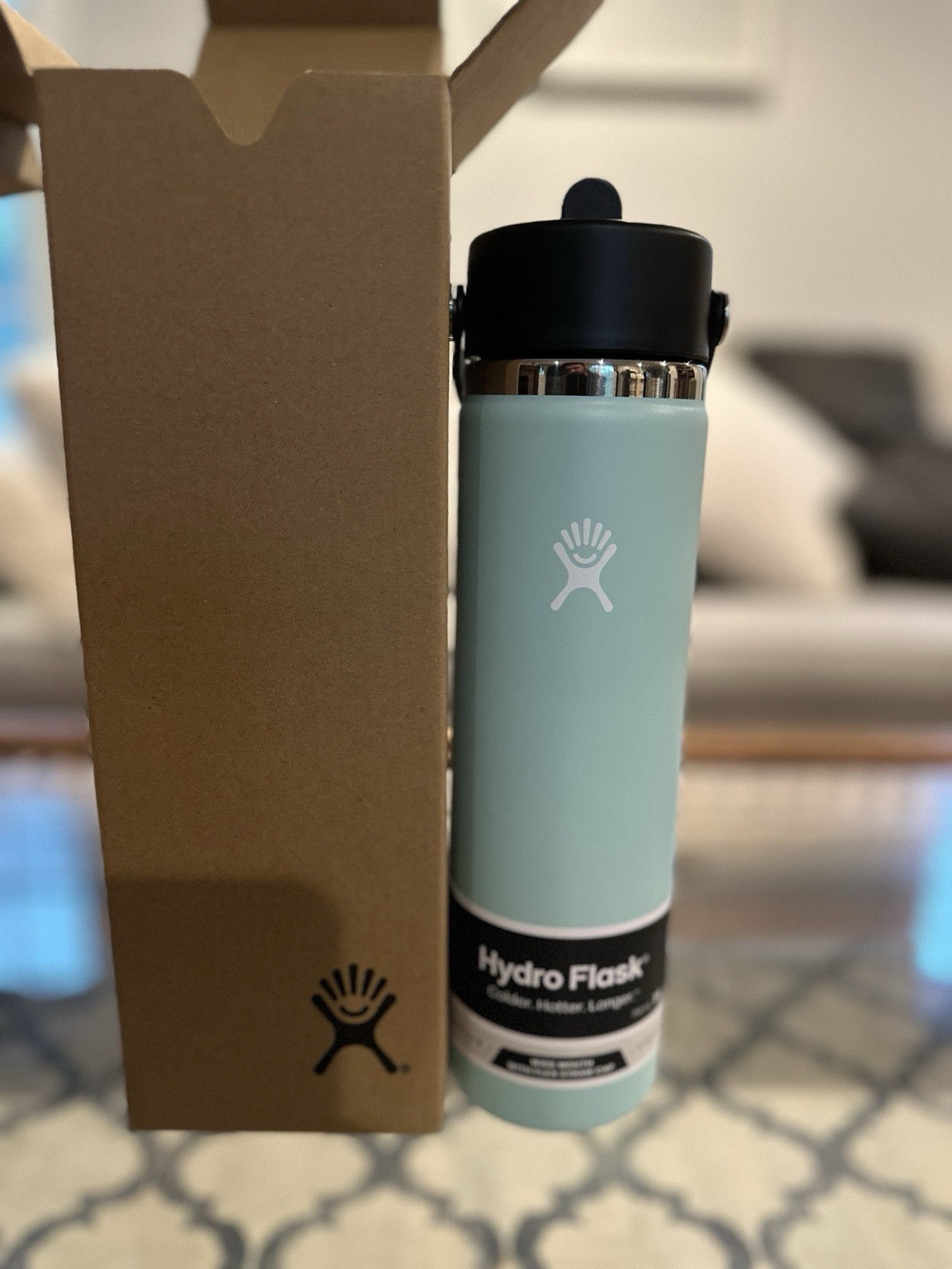 Hydro Flask Water Bottle- W24BFS- 24oz Wide Flex Straw Cap