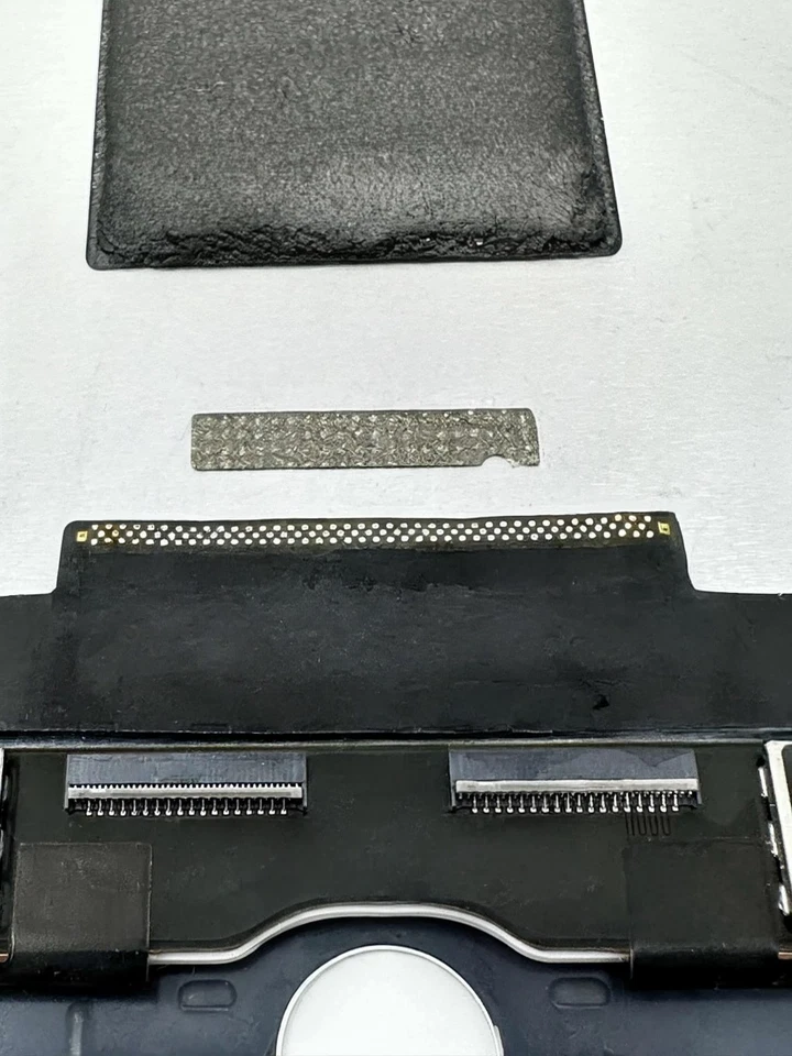 OEM Apple iPad Pro 12.9" 2nd Gen Screen Replacement LCD A1670 A1671 Grade A+ - Image 2 of 4