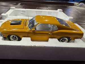 Acme 1:18 Scale 1970 Ford Mustang Boss 429 Grabber Orange Model A1801867 1of429