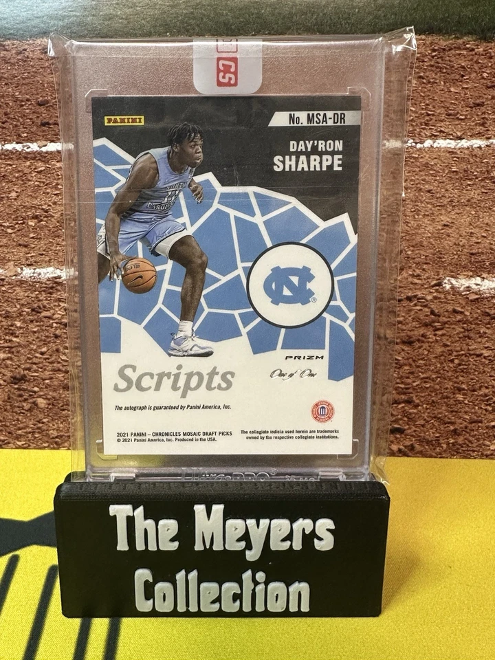 2021 Chronicles Mosaic Draft Picks Day'Ron Sharpe 1/1 Gold Vinyl Rookie Auto💎 - Image 4 of 4