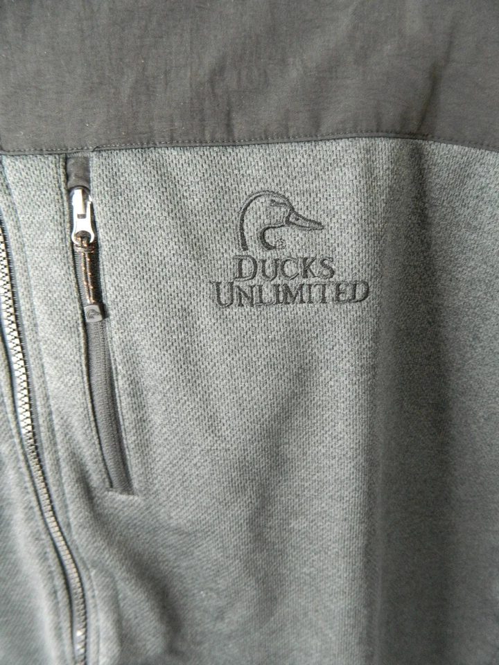 Ducks Unlimited Vest Mens 3XL Gray Black Full Zip Sleeveless Outdoor Hunting - Image 3 of 4