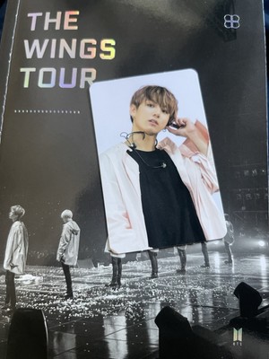 BTS 2017 Wings Tour In Seoul With 3 CDs Concert, Commentary And Special Features