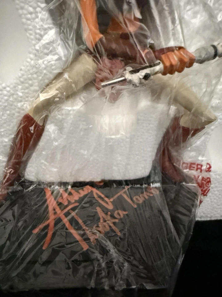 ASHLEY ECKSTEIN FIRMADO Ahsoka Tano con Estatua de Maqueta Rotta 178/1300 🔥JSA 🔥 Foto 2 de 4