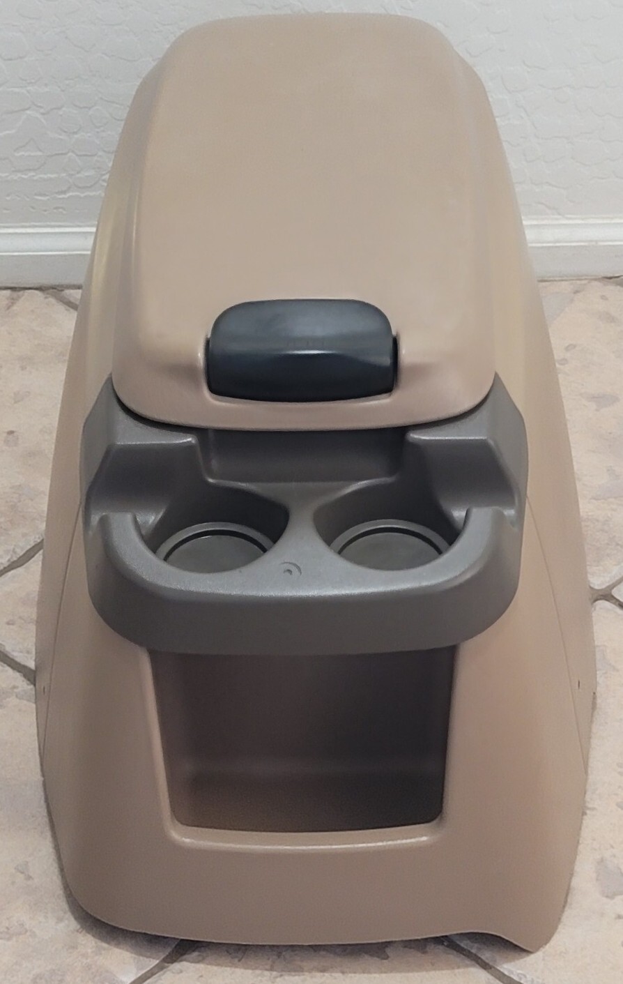 99 07 FORD F250 F350 SUPER DUTY CENTER CONSOLE FLOOR STORAGE CUP HOLDER