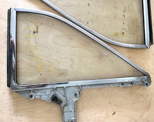 L and R - 1/4 Windows - 1963-1964-1965 Ford Falcon/Mercury Comet Hardtops - Picture 5 of 5