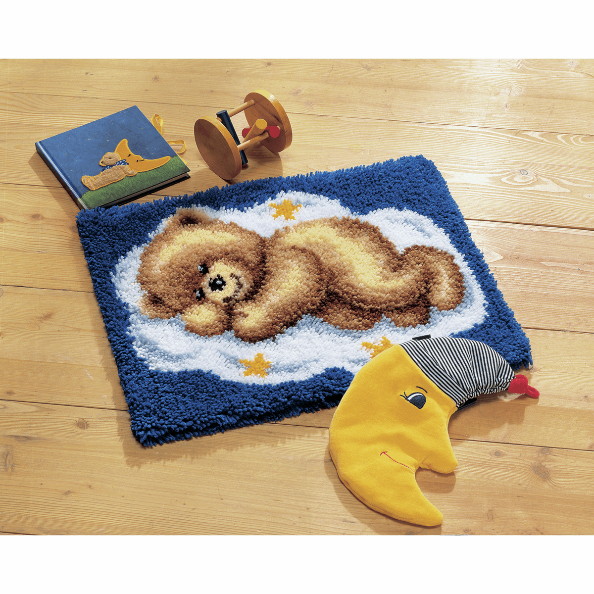 Vervaco Latch Hook Kit: Rug: Sleeping Teddy on Cloud - Image 2